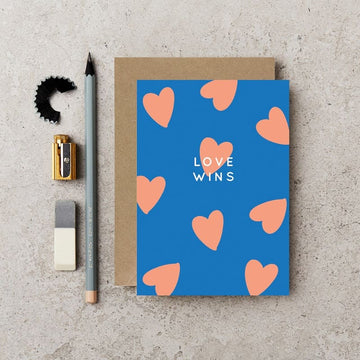 Katie Leamon | Tarjeta de Felicitación CUB Love Wins