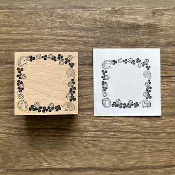 Art CO | Hedgehog Clover Frame Stamp