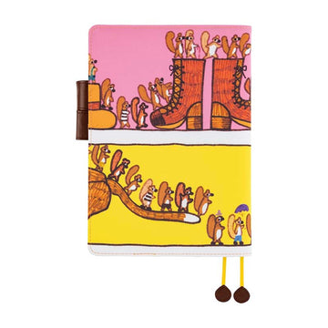 Hobonichi | Agenda Hobonichi Cousin A5 100%ORANGE: Where’s the Squirrel Going 2026