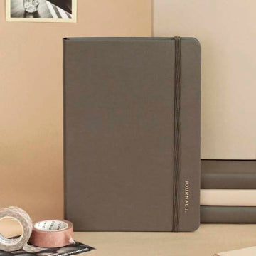 Iconic | Agenda Journal J B6 2026 Ash Brown (Semanal)