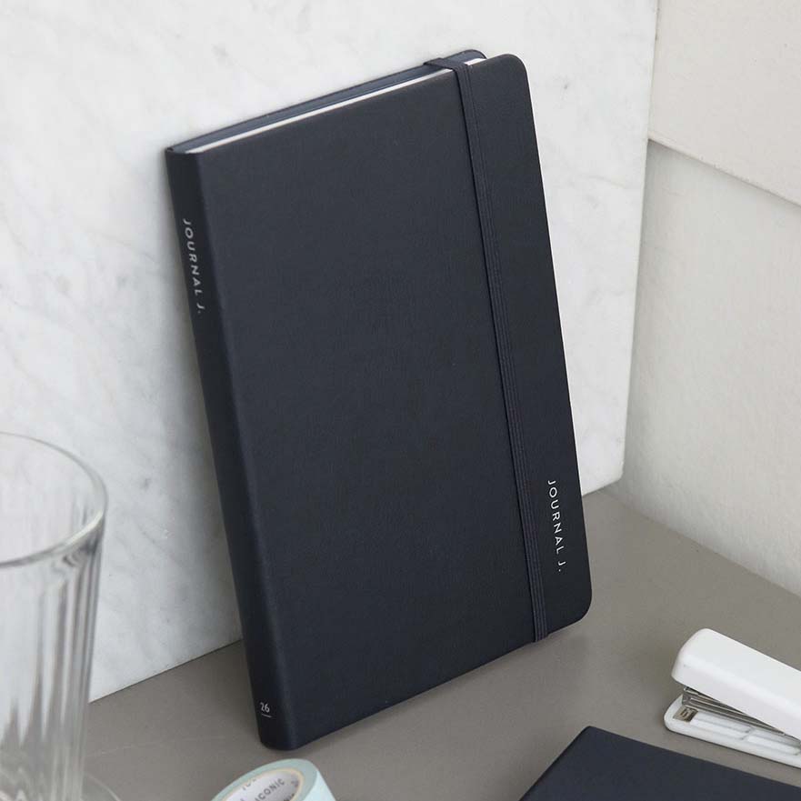 Iconic | Agenda Journal J B6 2026 Dark Navy (Semanal)