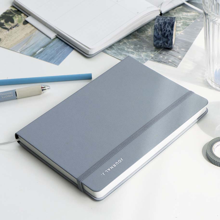 Iconic | Agenda Journal J B6 2025 Pale Blue (Semanal)