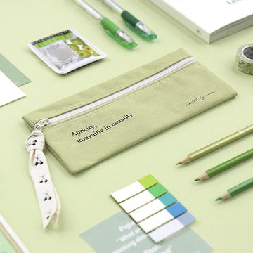 iconic | Cottony Lime pencil case